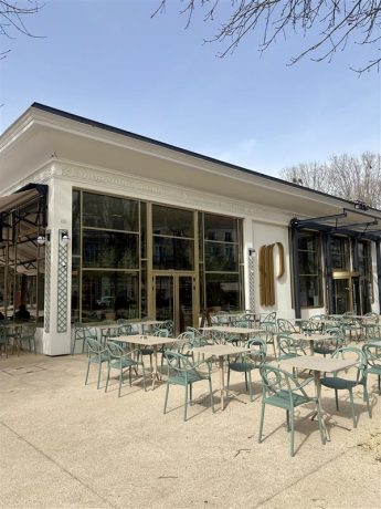 Façade du Casino de Vichy – Grand Café, édifice historique de style Belle Époque situé au cœur du parc thermal.